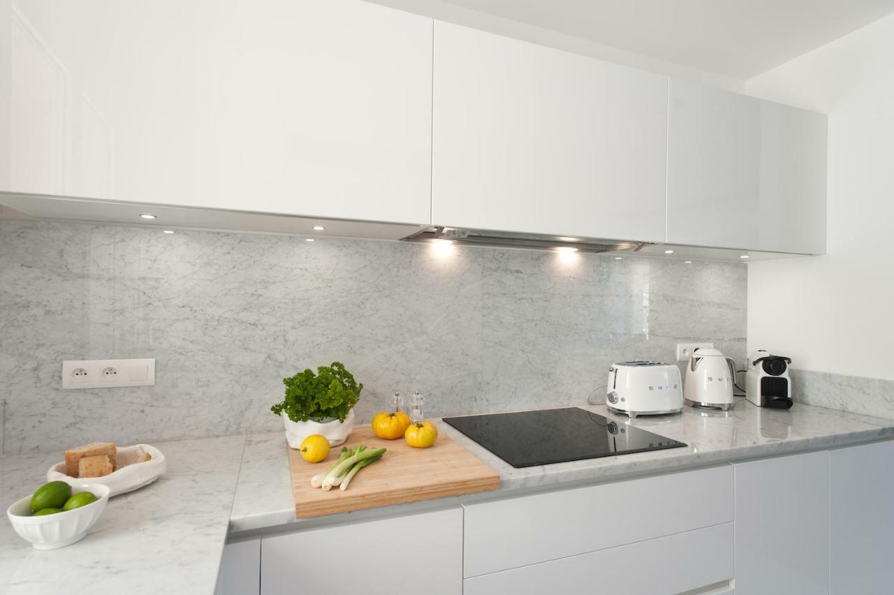 Superbe T3 Sur La Marina De Bonifacio Apartment Бонифачо Екстериор снимка